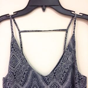 H&M | Patterned Top Size 4